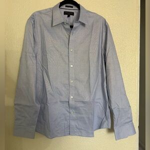 Banna Republic Men's Blue Dress Shirt 100% cotton size L untucked fit